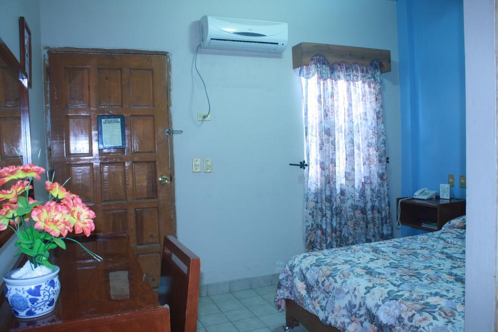 Hotel De Mexico Matamoros  Ngoại thất bức ảnh