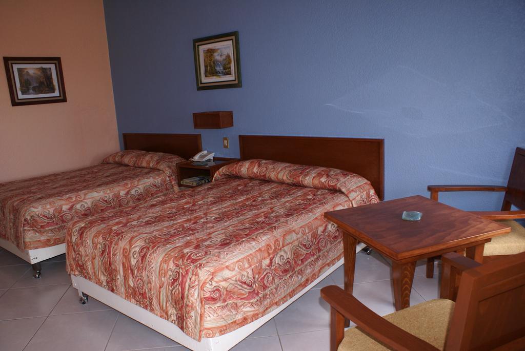 Hotel De Mexico Matamoros  Phòng bức ảnh