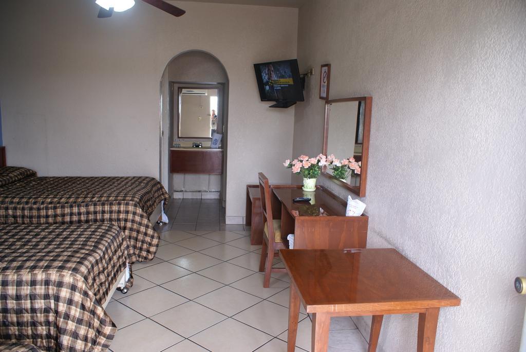 Hotel De Mexico Matamoros  Phòng bức ảnh